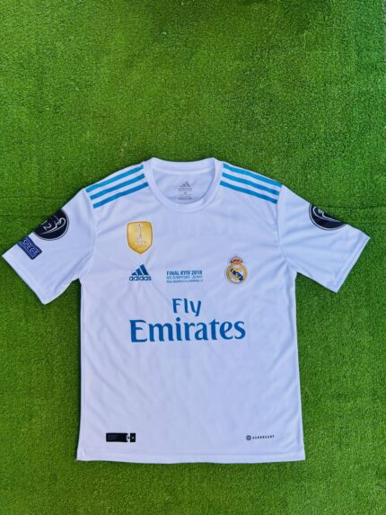 SERGIO RAMOS REAL MADRİD FORMASI 4 NUMARA